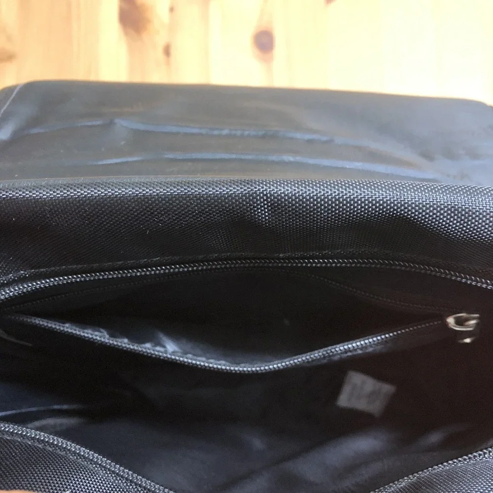Jack Daniel's Messenger Bag 13x12x3 Logo Satchel Shoulder Travel Bag Black